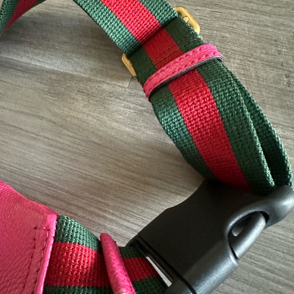Gucci Pink Leather Logo Belt Bag with Green Accents - Picture 9 of 11